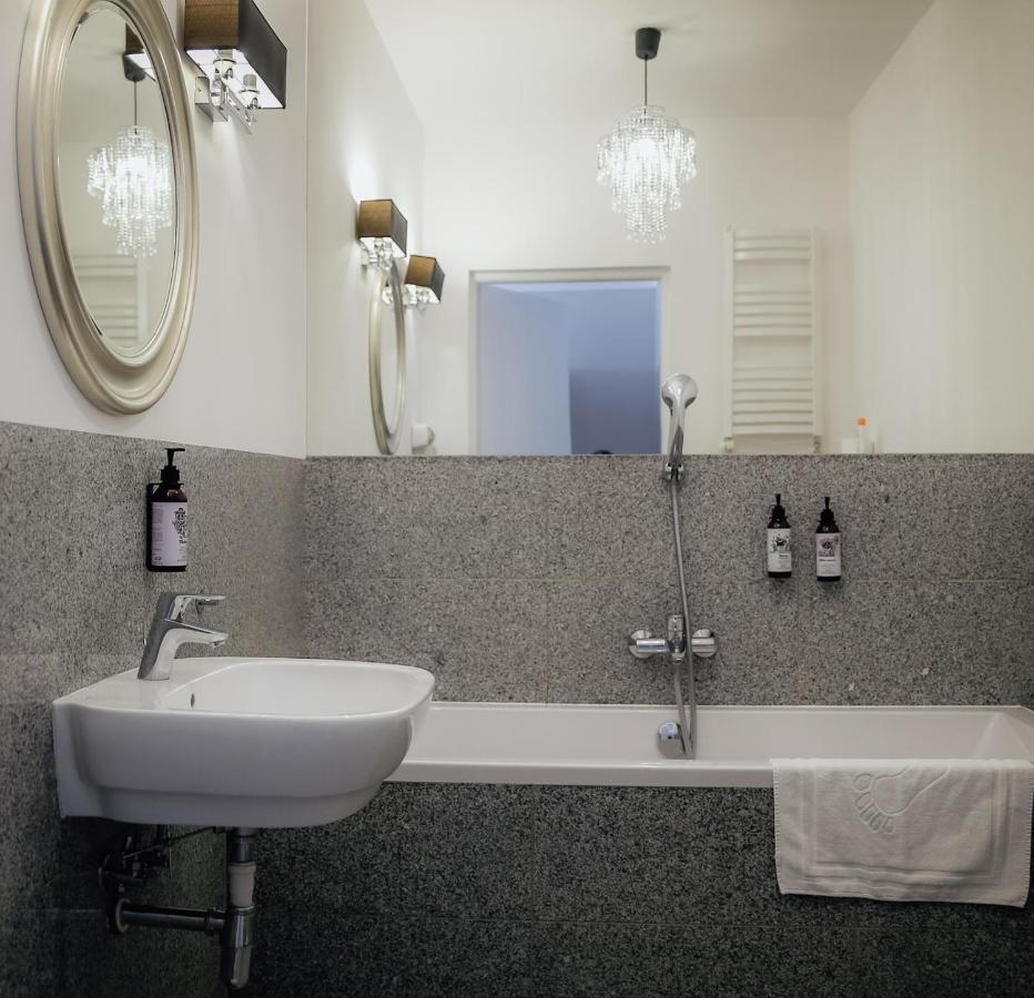 Hotel apartamentowy Nowa Zatoka Centrum Art & Business *